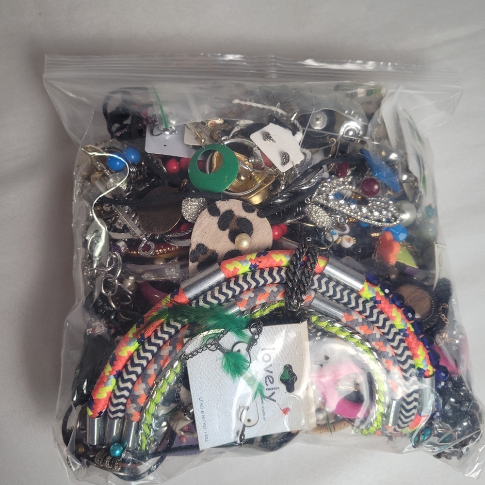 Mystery Mixed Jewelry Bag Craft Only 4 Lbs 11 Oz